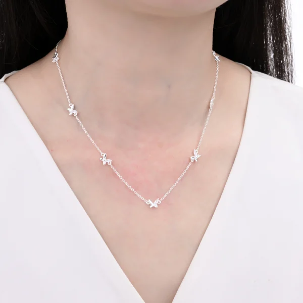 Gargantilla de Mariposas